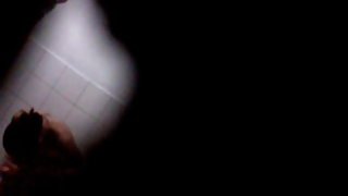 安娜邀請性愛成為一個美麗的傢伙