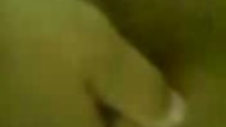 Latina決定用業餘色情專業口交給每個人帶來驚喜