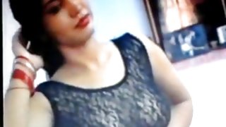 兩個妓女來到旅遊之家並提供性服務